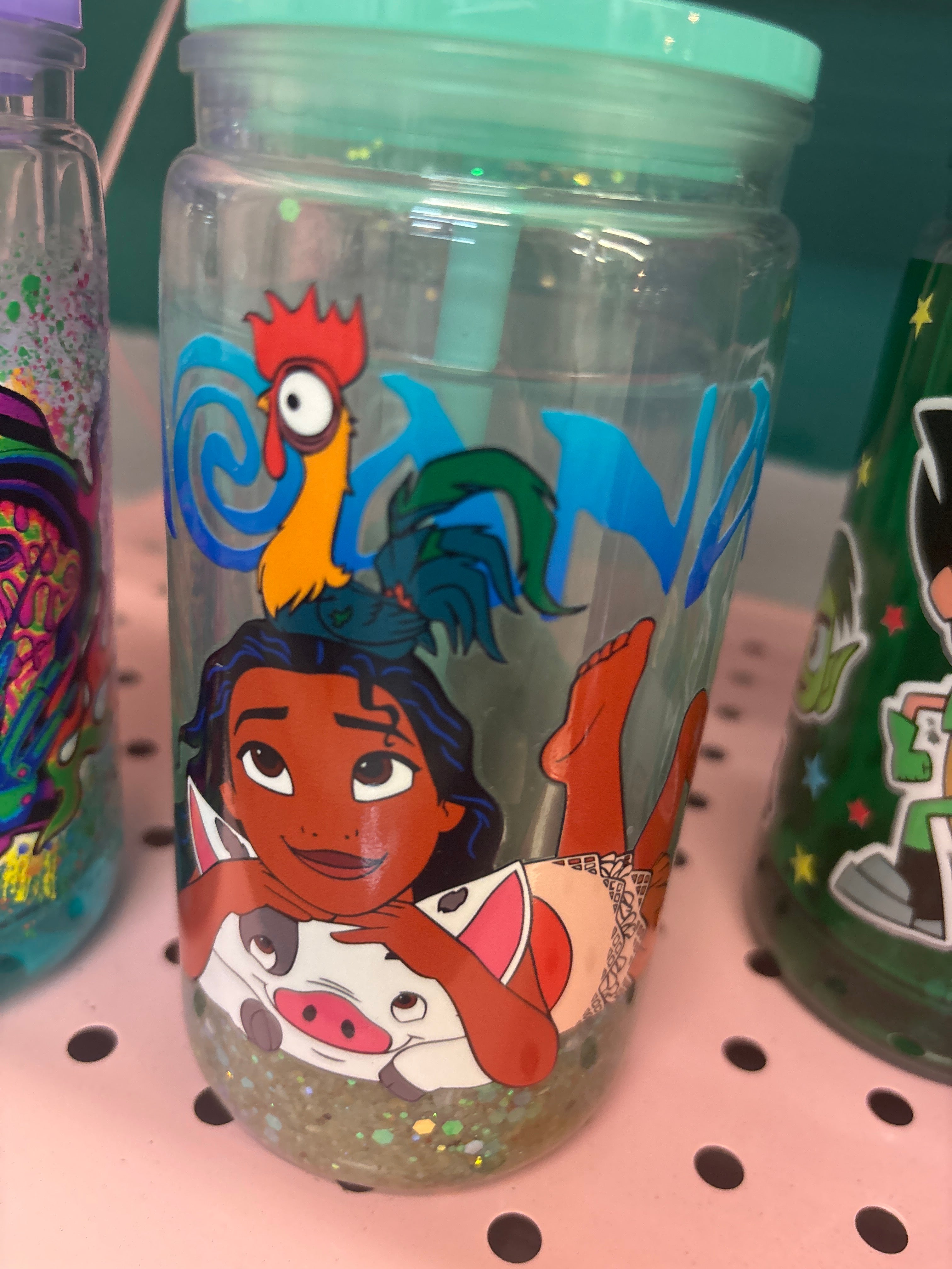 16oz snowglobe Mona cup